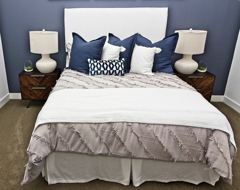 Embracing the Trend: Dark Blue Accent Wall